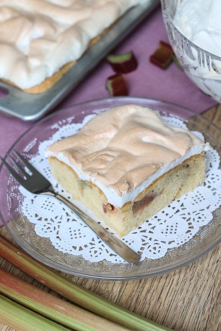 Rhabarber-Baiser-Kuchen - Küchentante